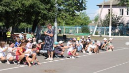 Развлекательно - игровая программа «Страна детства»
