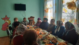 «Посидим, поговорим»