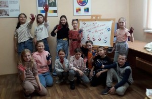 «Посвящение в юные художники» в малокомплектных классах с. Семилетка