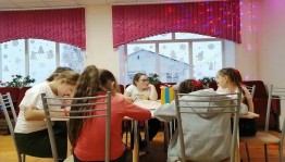 Мастер класс «Волшебные фигуры и снежинки».