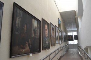 В Республиканском музее Боевой Славы открылась выставка «Портреты войны»