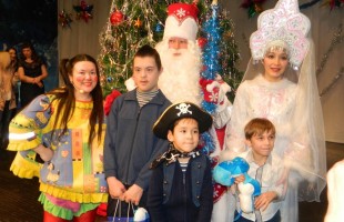 В Башкирии провели благотворительную акцию «Театр – детям-инвалидам»