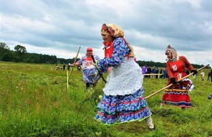 Республиканский фольклорный праздник сенокоса «Звени, коса!» прошёл в Кармаскалинском районе