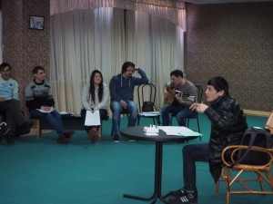 В Салаватском башкирском драмтеатре готовятся к премьере "Люстра"  И.Зайниева