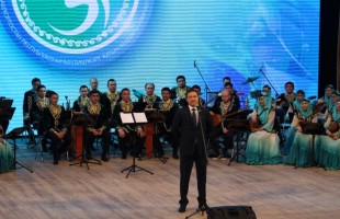 В Концертном зале Конгресс-холла «Торатау» состоялся финал конкурса «Женщина – мать нации»