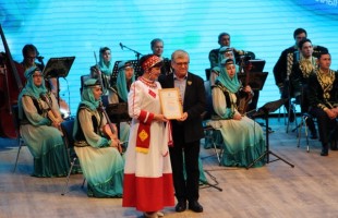 В Концертном зале Конгресс-холла «Торатау» состоялся финал конкурса «Женщина – мать нации»