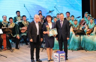 В Концертном зале Конгресс-холла «Торатау» состоялся финал конкурса «Женщина – мать нации»