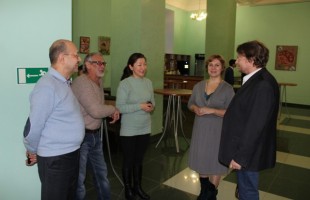 В Башкирской государственной филармонии состоялось открытие выставки художницы Ольги Фроловой «Под небом»