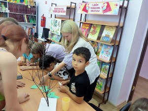 Тематическая программа «Хорошо что есть семья – она от бед хранит меня»