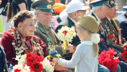 Шествие «Бессмертный полк» Митинг «Победный май!» Возложение цветов.