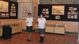 Весь этот мир творит учитель.