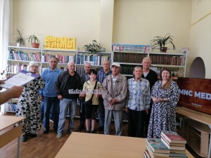 Дискуссия «Жить надо не для себя и не для других только, а со всеми и для всех»