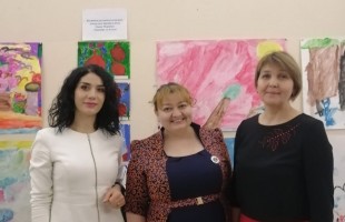 В Театре кукол прошёл благотворительный спектакль для детей с ограниченными возможностями здоровья