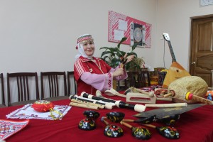 Музыкальный час «В мире шумовых инструментов»