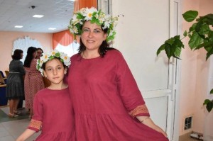 Праздничная программа «Семья всего дороже»