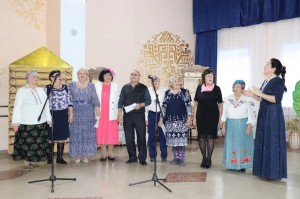 Танцевально – игровая концертная программа «На завалинке»