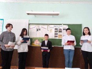 Литературный вечер к Дню матери «Ана гайлэ йорэге»