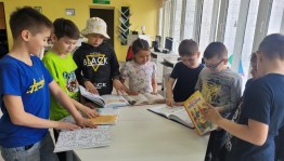 Литературное путешествие «Знатоки веселых историй»