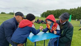 Фотоакция: С папой можно все!