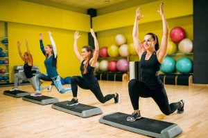Час здоровья«Танцевальная аэробика 40+»