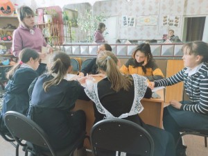 Игровая программа о профессиях «Все работы хороши»