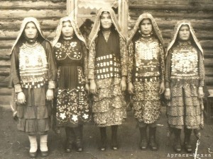 Челябинских башкир научат шить и кроить традиционное платье, а также покажут основы тамбурной вышивки