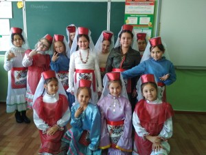 «По страницам фольклора» игровая программа