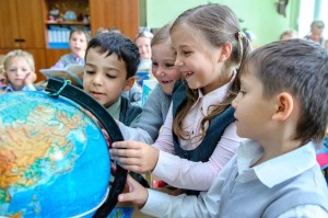 Игровая познавательная программа — посвященная Дню знаний, «Полет в страну знаний!»