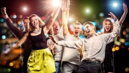 Музыкальная программа «Летняя дискомания»