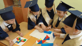Игровая викторина «Умники и умницы»