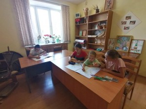 Конкурс рисунков «Мой папа–мой герой»