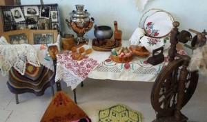 Выставка «Предметы милой старины.»