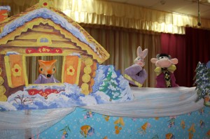 Кукольный спектакль «Лисичкины сказки»