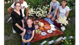 Концертно–развлекательная программа«Счастливы вместе»