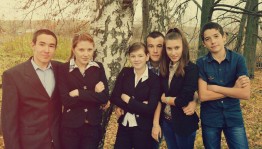 Познавательный час«Теперь он живет с нами»