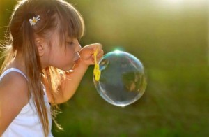 Игровая программа «Праздник мыльного пузыря»