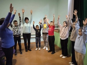 Конкурсно-игровая программа «Здравствуй, осень дорогая, яркая, богатая»