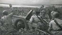 Литературная витрина «Сквозь дым и пламя Курской битвы»