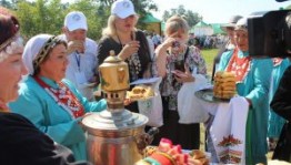 В Бакалинском районе прошел VI Межрегиональный Троицкий фестиваль фольклорных коллективов