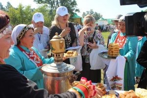 В Бакалинском районе прошел VI Межрегиональный Троицкий фестиваль фольклорных коллективов