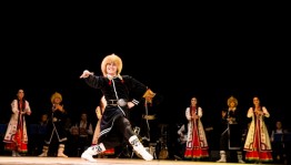 Хабир Аралбаев представлен к молодёжной премии за вклад в башкирский танец