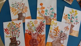 Выставка рисунков«Осенний букет учителю»