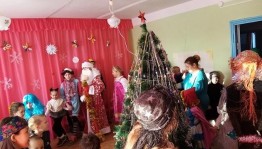 Новогодний утренник «Сказки из бабушкиного сундука»