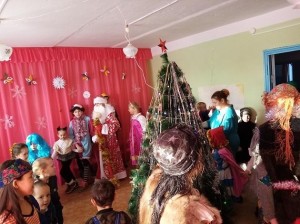 Новогодний утренник «Сказки из бабушкиного сундука»