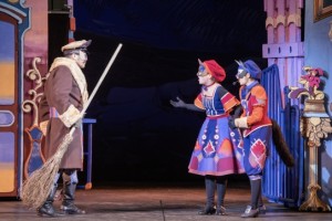 Трансляция мюзикла «Кошкин дом» в исполнении артистов Башкирского театра оперы и балета