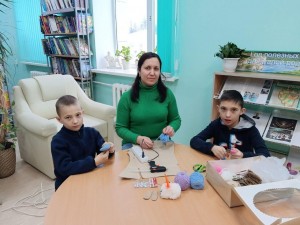 Мастер–класс «Зайчик–пушистик»