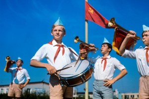 «Взвейтесь кострами, синие ночи!»