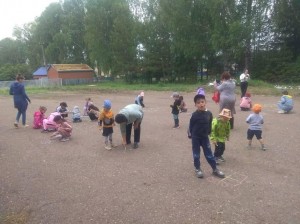 Конкурс рисунков на асфальте«Разноцветные краски»