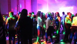 Молодежная дискотека «Мелодии осени»