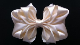 Мастер-класс «Изготовление бантиков для волос из атласных лент»